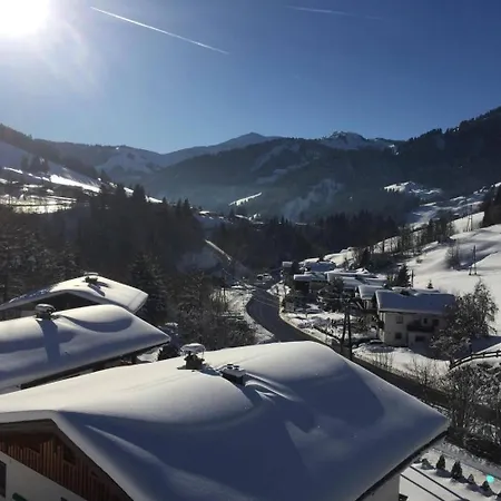 Haus Nelsen Dienten am Hochkoenig