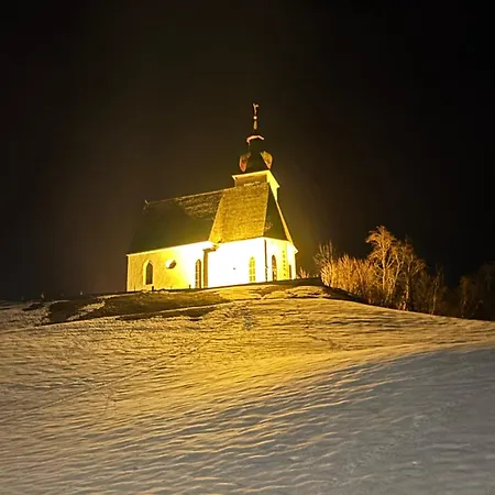 Haus Nelsen アパート *